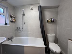 Photo 17- click for photo gallery